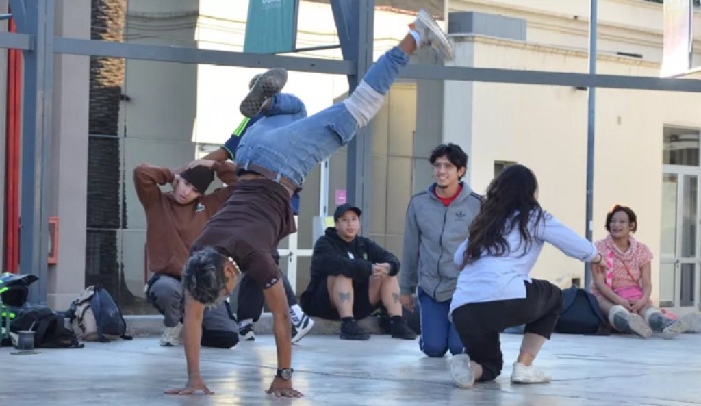 Abren una convocatoria para grupos de baile urbano