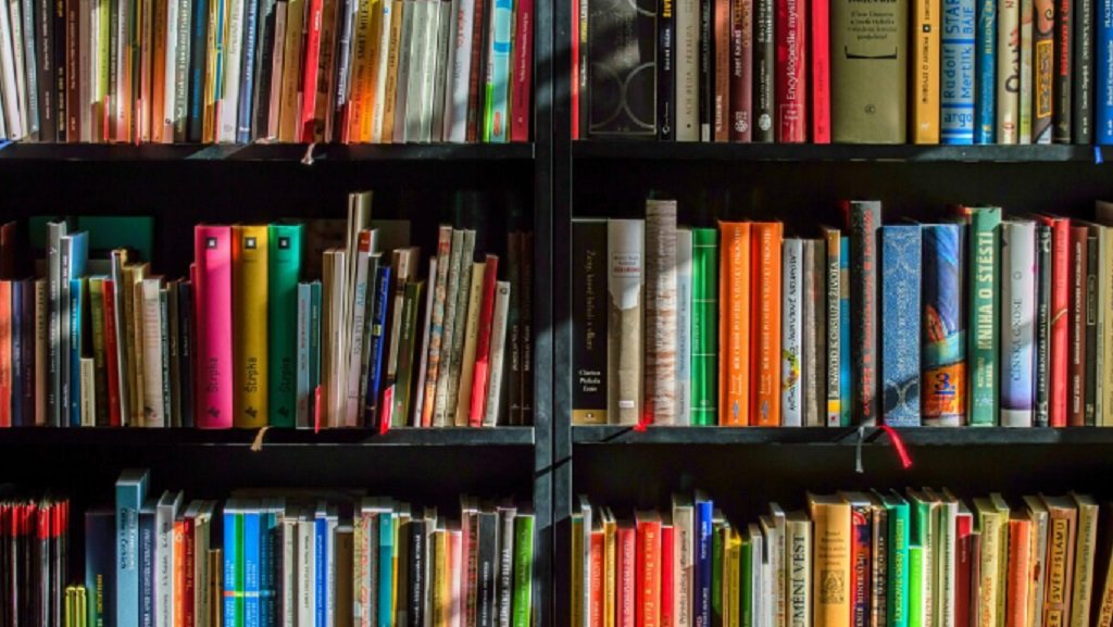 Libreros en alerta por desregulación del sector