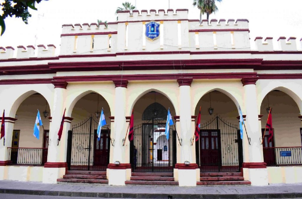 Renovación de la cúpula de la Policía de Salta 