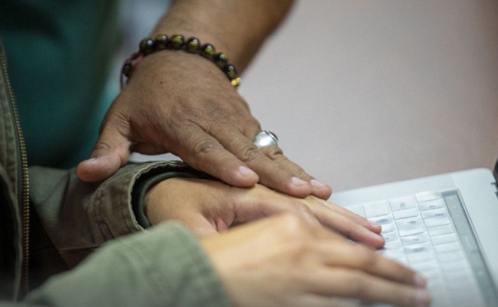 Cesantearon a un docente en Salta por mensajes inapropiados
