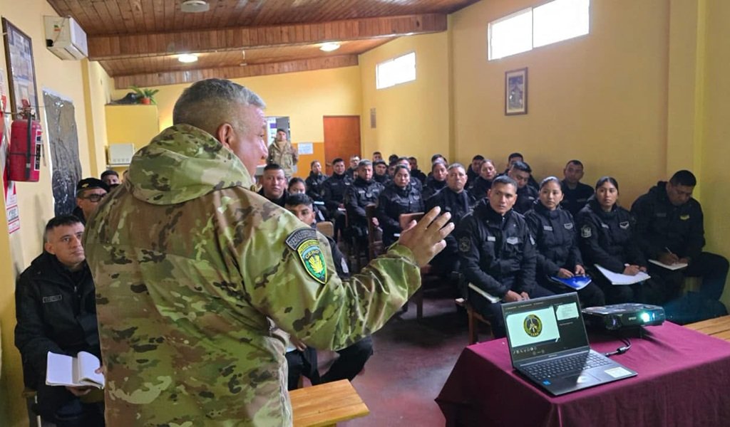 Curso de formación para Policías