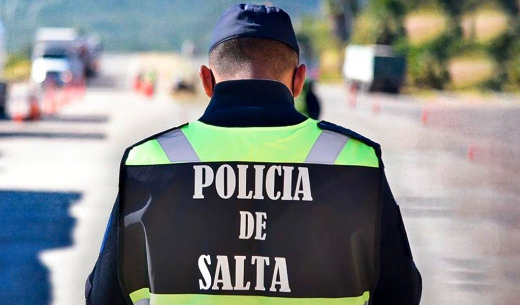Policías le salvaron la vida a una beba en Bº Nueva Esperanza