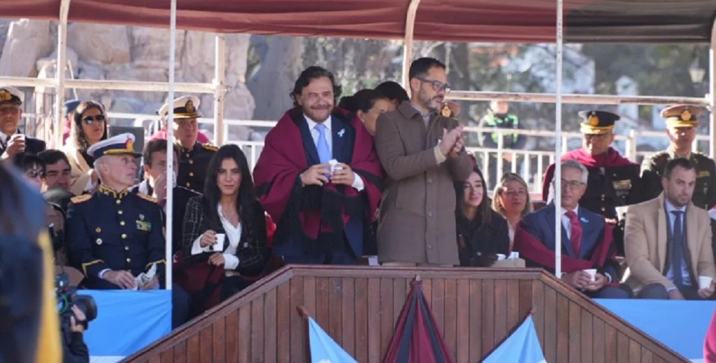 Sáenz encabezó los actos por el 204º Aniversario de Güemes