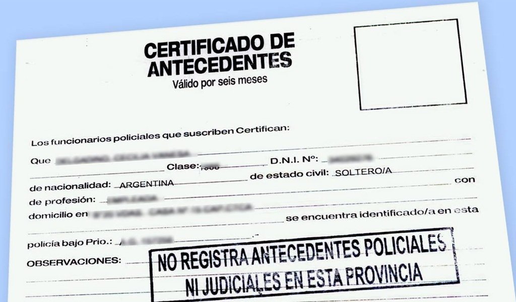 Allanamientos por presunta adulteración de certificados