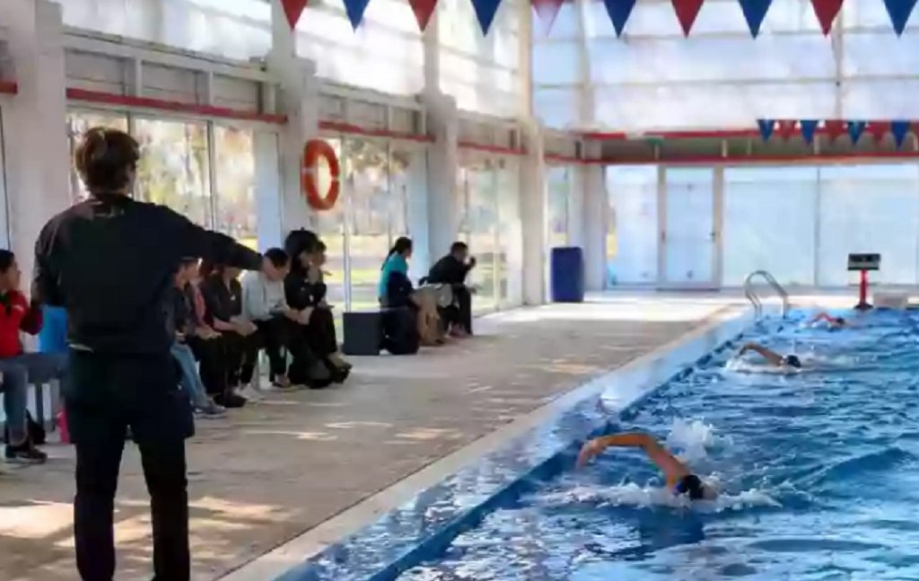  La natación sumó una jornada de actualización en la UCASAL