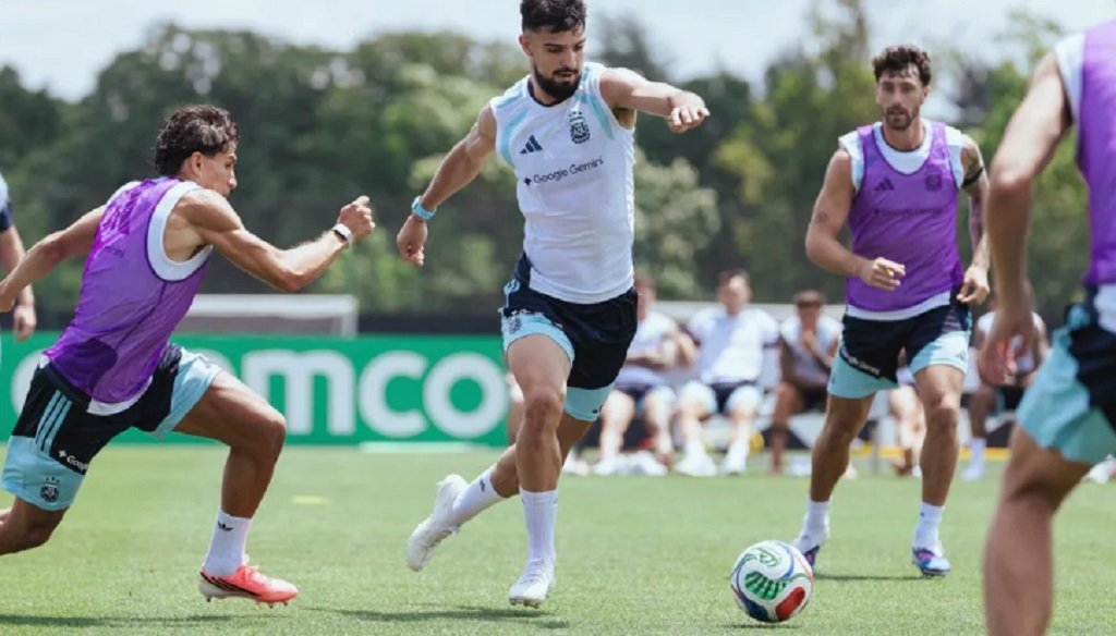 Paredes y Tagliafico jugarían ante Austria