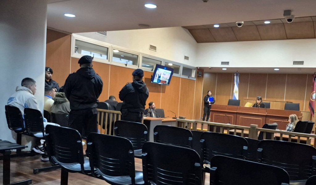Condenan a un policía por abuso y grooming a una menor