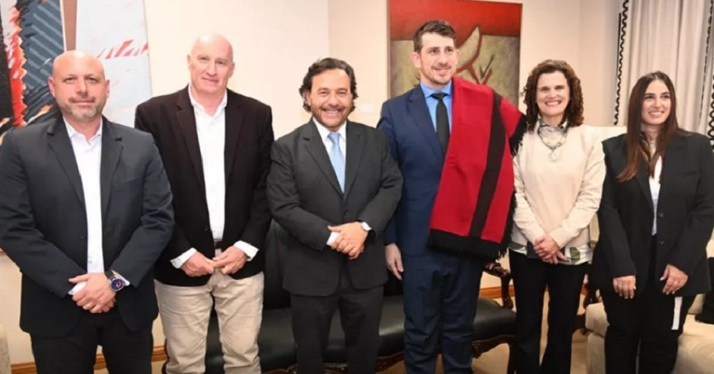 El Gobernador recibió a autoridades de la DAIA