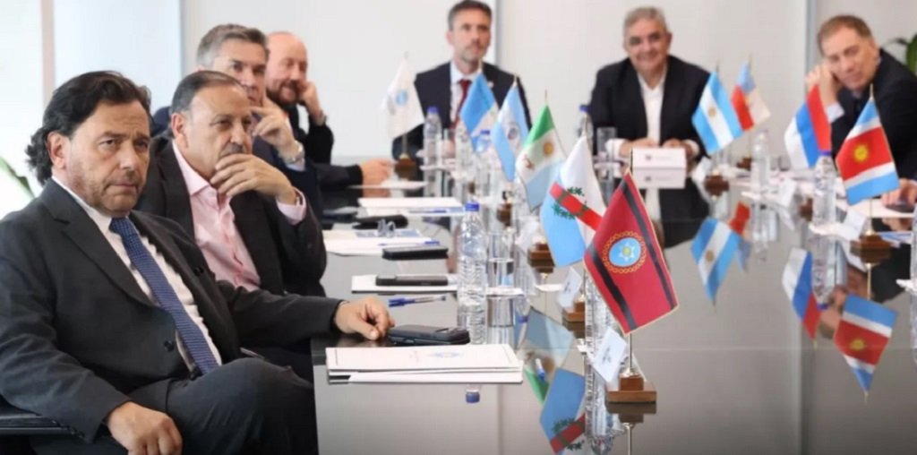 Asamblea del Norte Grande: Sáenz planteó soluciones urgentes para las rutas y el abastecimiento de gas