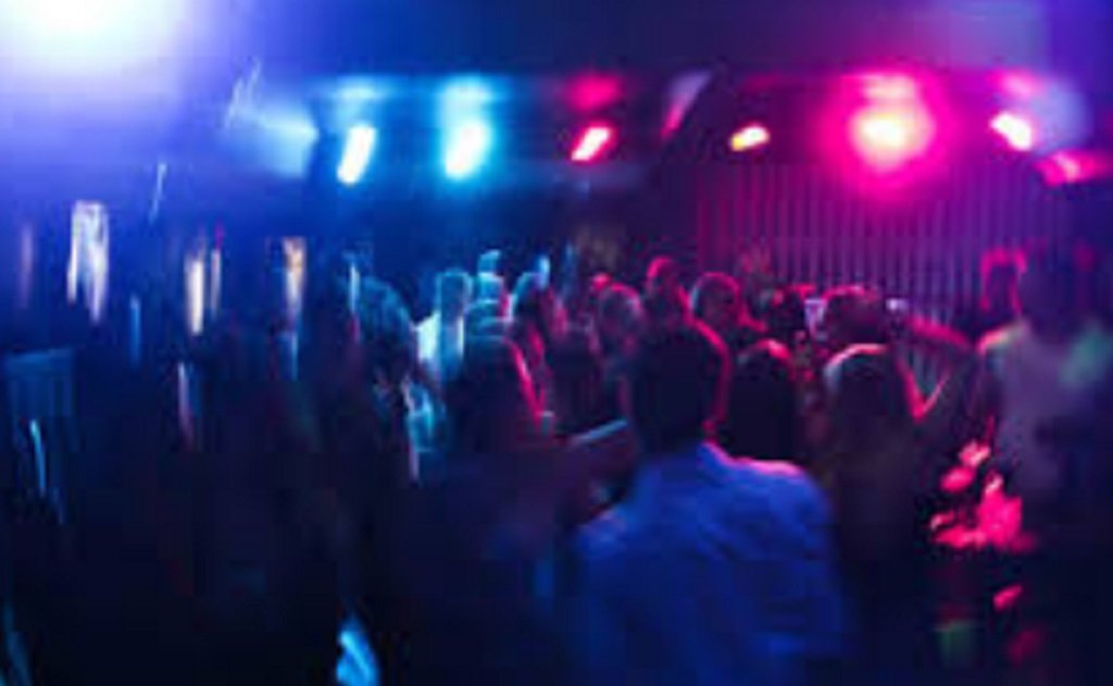 Clausuraron una fiesta clandestina en Circunvalación Oeste