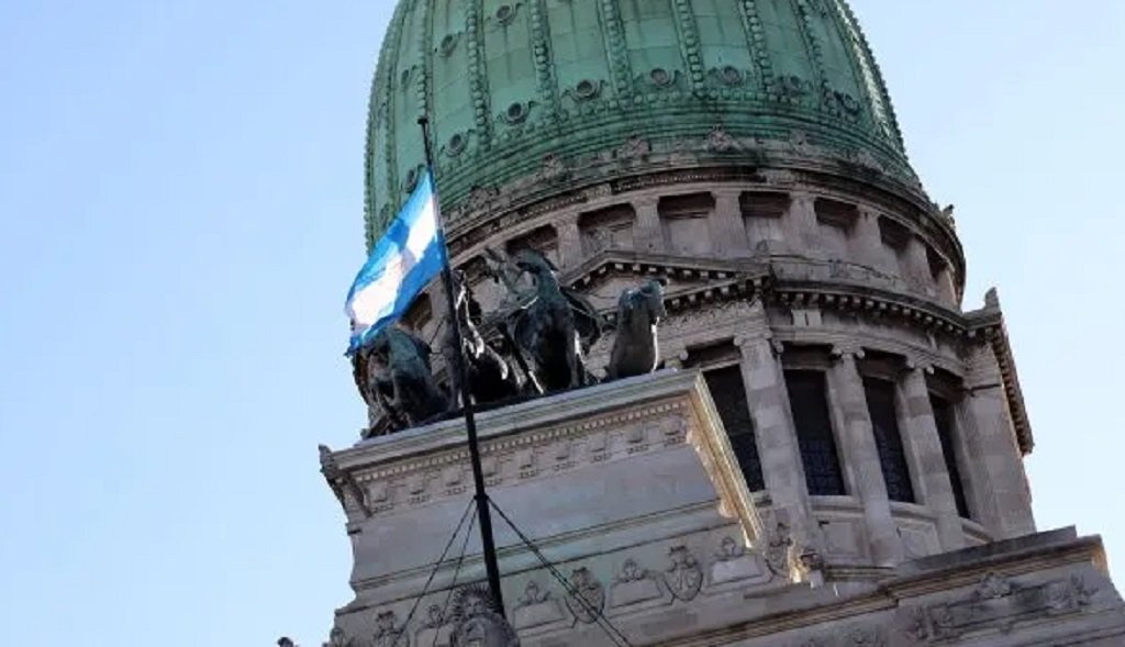 Conformación de comisiones en Congreso
