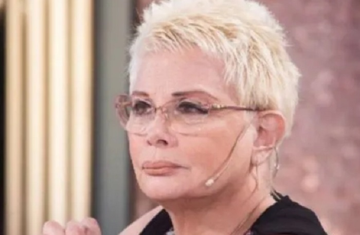 La conductora Carmen Barbieri fue internada de urgencia