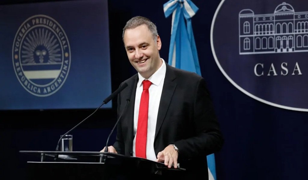 Causa Adorni: La Justicia detectó más movimientos financieros no declarados
