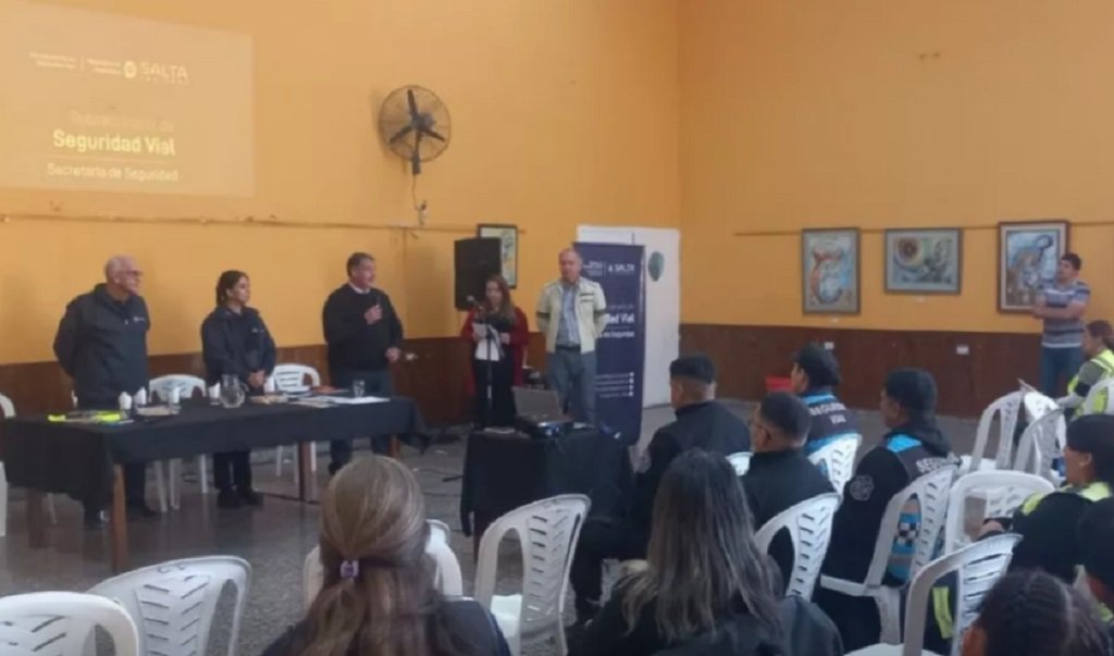 Capacitación a inspectores de tránsito