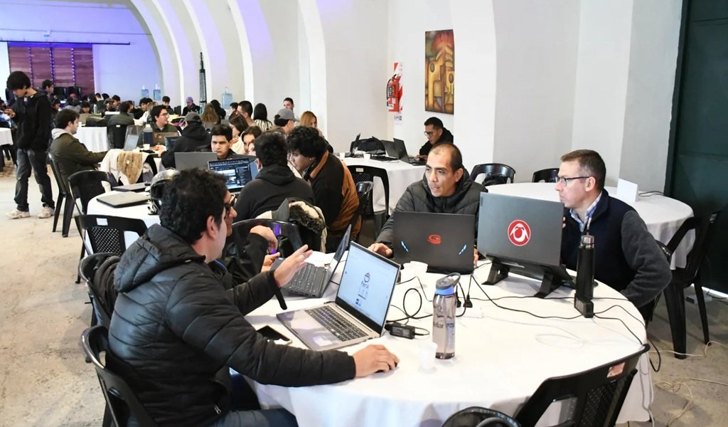 Finaliza hoy el Congreso de IA Puna Tech
