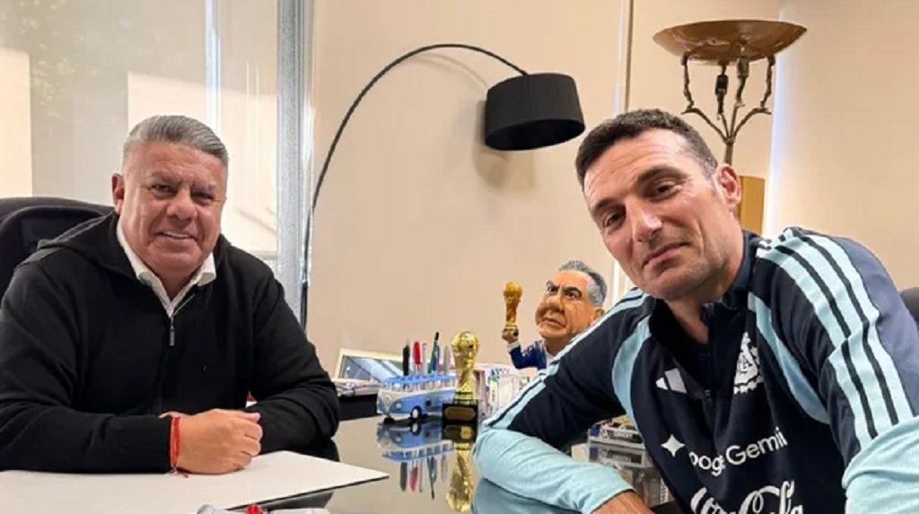 Lionel Scaloni se reunió con Claudio Tapia