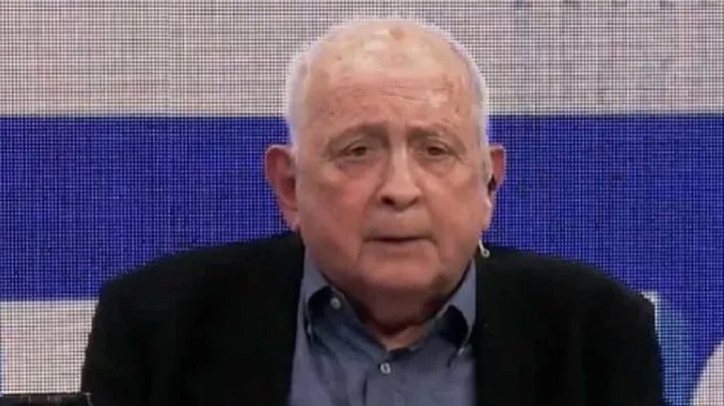 Chiche Gelblung continua internado 