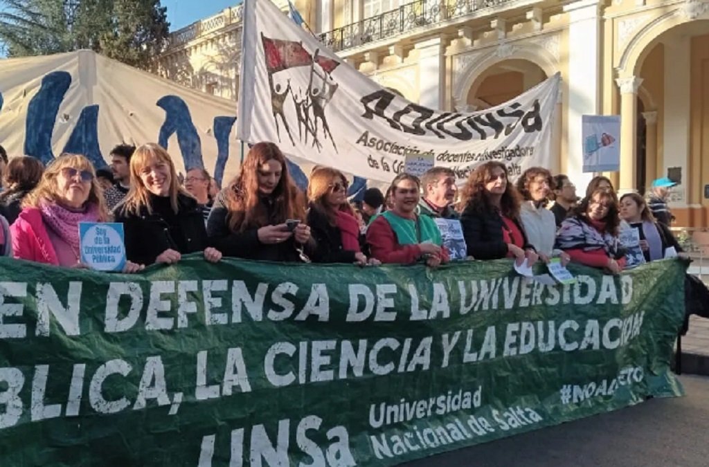 Universidades convocan a la Marcha Federal 