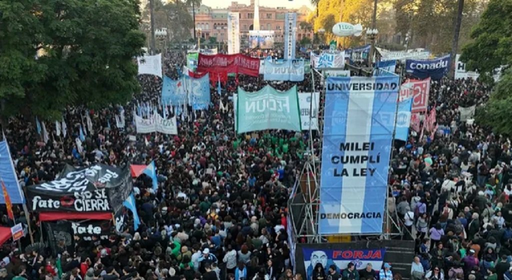 Hoy Marcha Federal por la salud pública