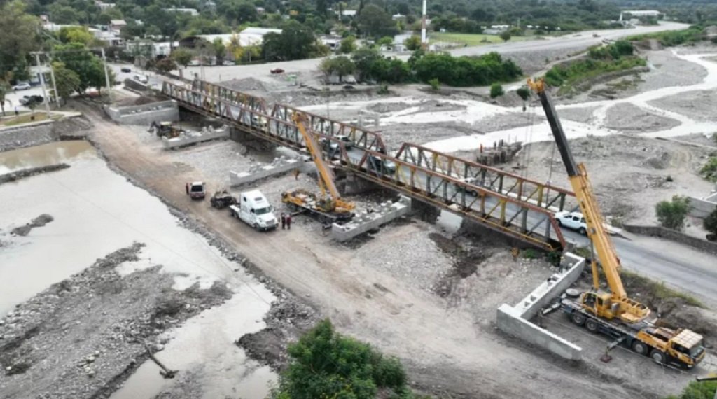 Avanzan las obras del puente en Vaqueros