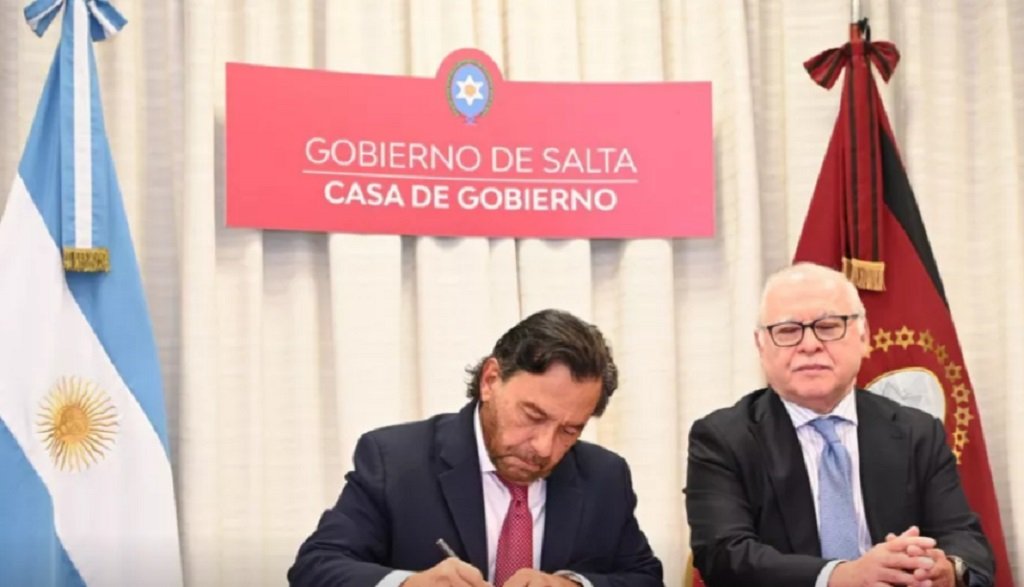 Sáenz firmó un acuerdo con el Hospital Italiano