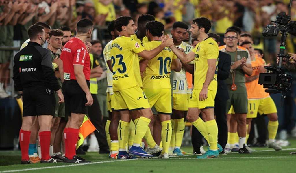 Villarreal goleó al Atlético Madrid por la Liga Española
