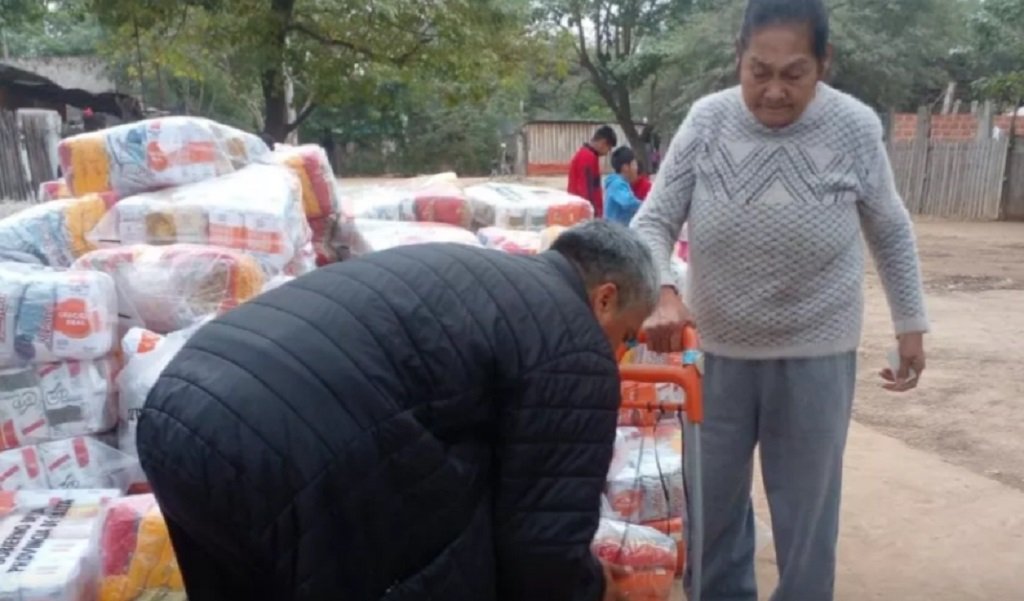 Más de 10 familias asistidas en Aguas Blancas tras el temporal