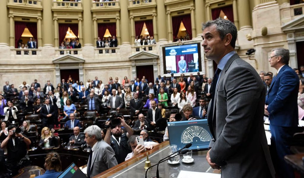 Convocarán a sesiones extraordinarias 