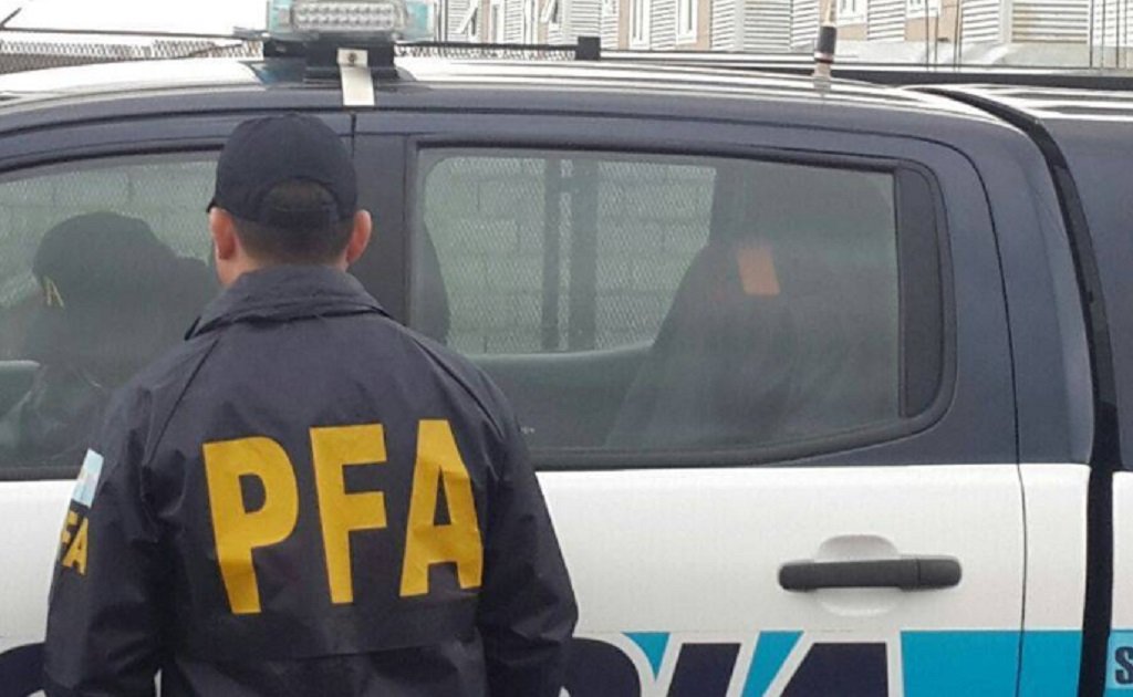  Dictan prisión preventiva para un policía federal acusado de pedofilia digital