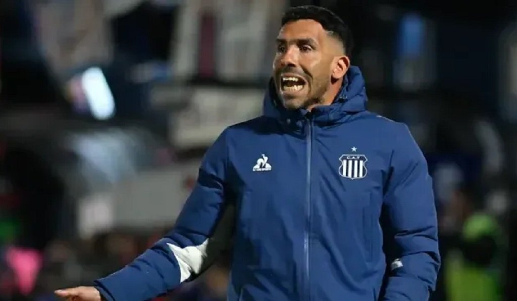 Messi presente en la despedida de Tévez