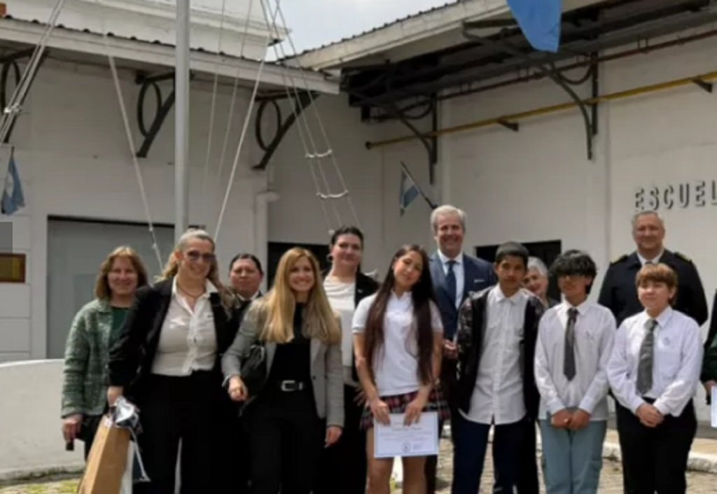 Alumnos salteños se consagraron en certamen nacional de cartografía
