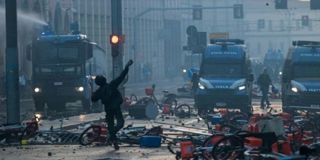 Italia endurece las penas por disturbios