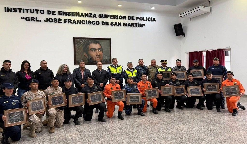 Seis efectivos se formaron en el "negociación policial"