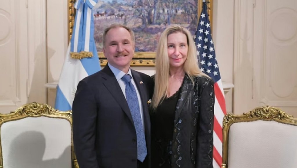 Karina Milei se reunió con Peter Lamelas