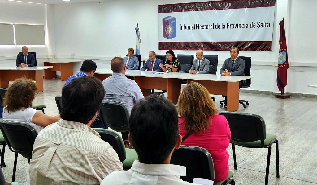 Sortean integrantes del Tribunal Electoral