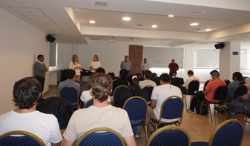 El COPAIPA recibió a futuros ingenieros