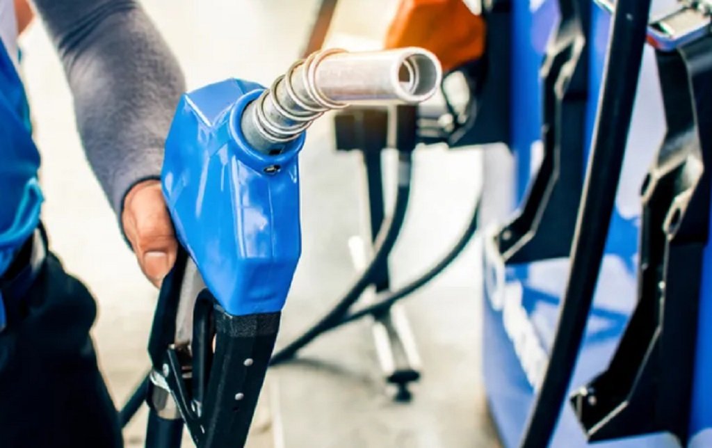 La venta de combustible se hundió 5,26%