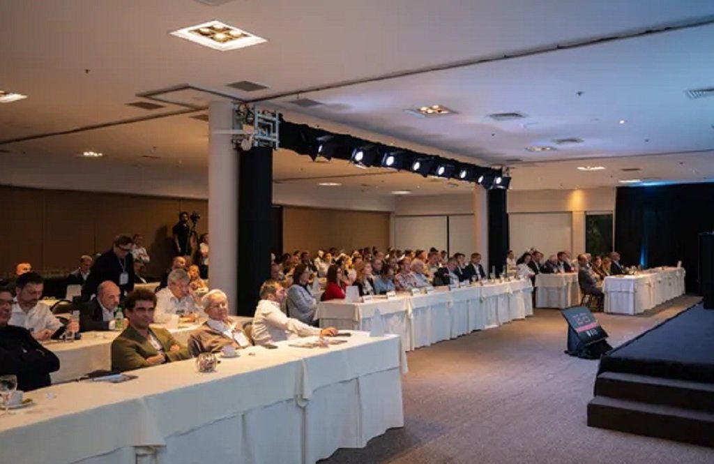 Mejoran expectativas de los empresarios