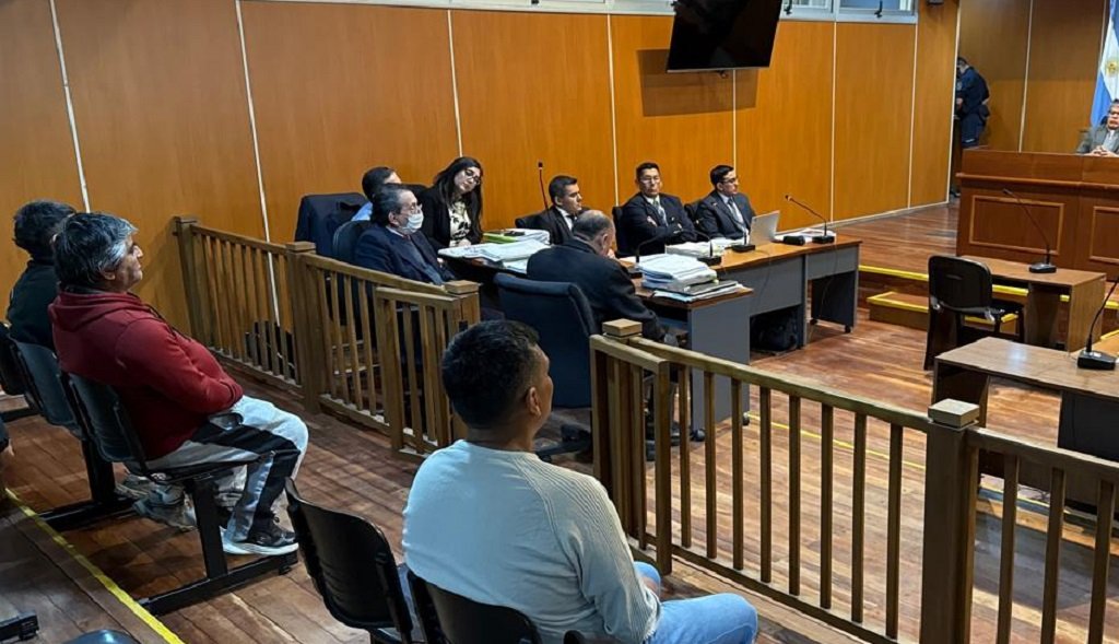 Ciudadanas francesas: piden que avance a juicio la causa contra policías