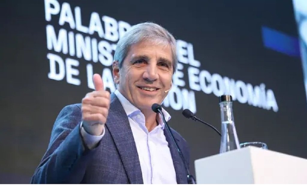 El Ministro de Economía llegó a EE:UU