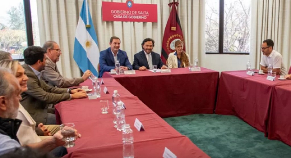 Sáenz se reunió con desarrolladores inmobiliarios