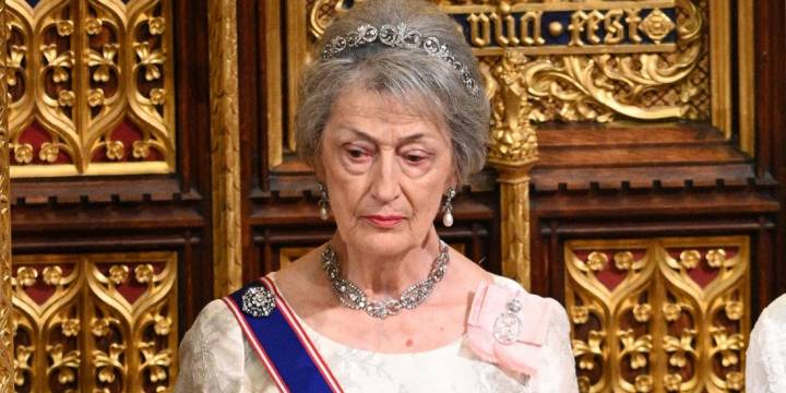 La renuncia que sacude a la monarquía británica por racismo
