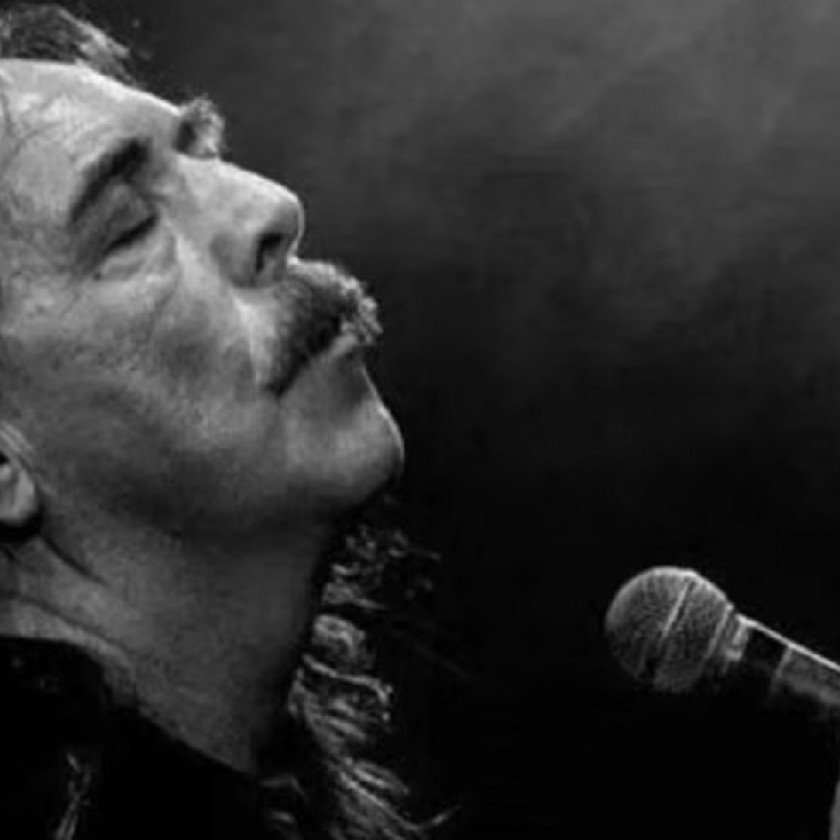 Falleció el cantante de Rata Blanca