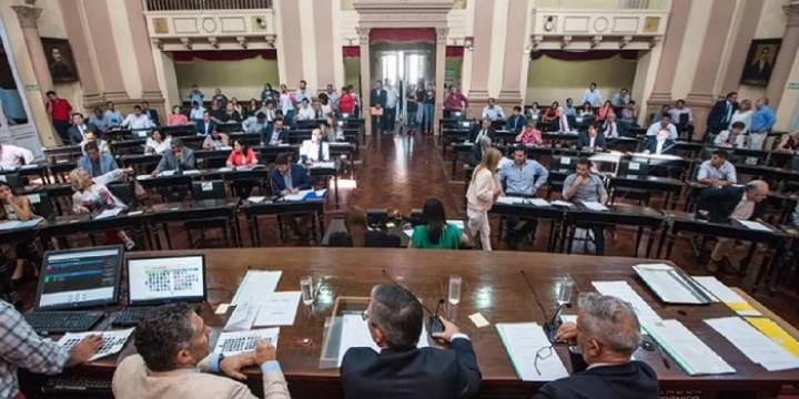 Proyectos que tratan los Diputados en la sesión de hoy