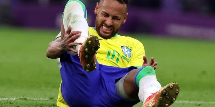 Preocupa a Brasil el esguince de tobillo de Neymar