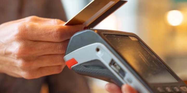 ARCA refuerza controles en compras con tarjeta en el exterior