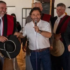 Sáenz acompañó los 80 años de los Gauchos de Güemes