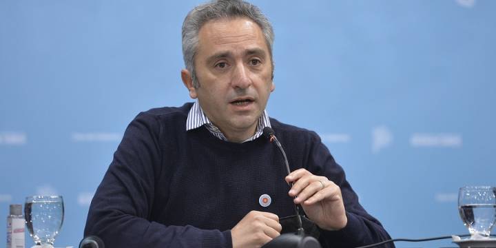 Andrés Larroque arremetió contra el presidente Fernández