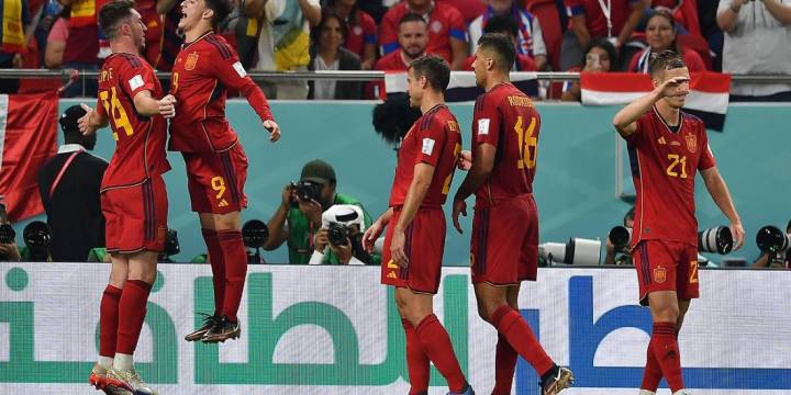 España goleó a Costa Rica por 7 a 0