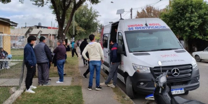 El móvil del Registro Civil sigue en Orán